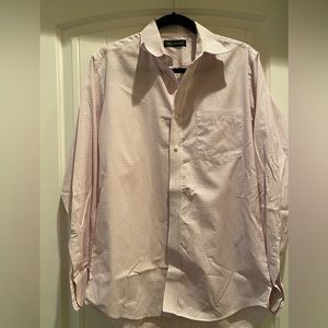 Men’s Uniqlo shirt